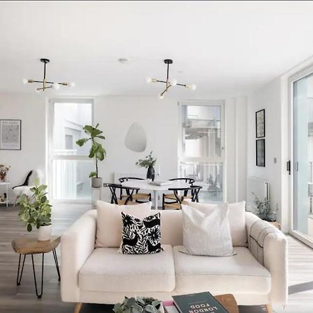 Scandi Style Flat In London With Private Terrace Exterior photo