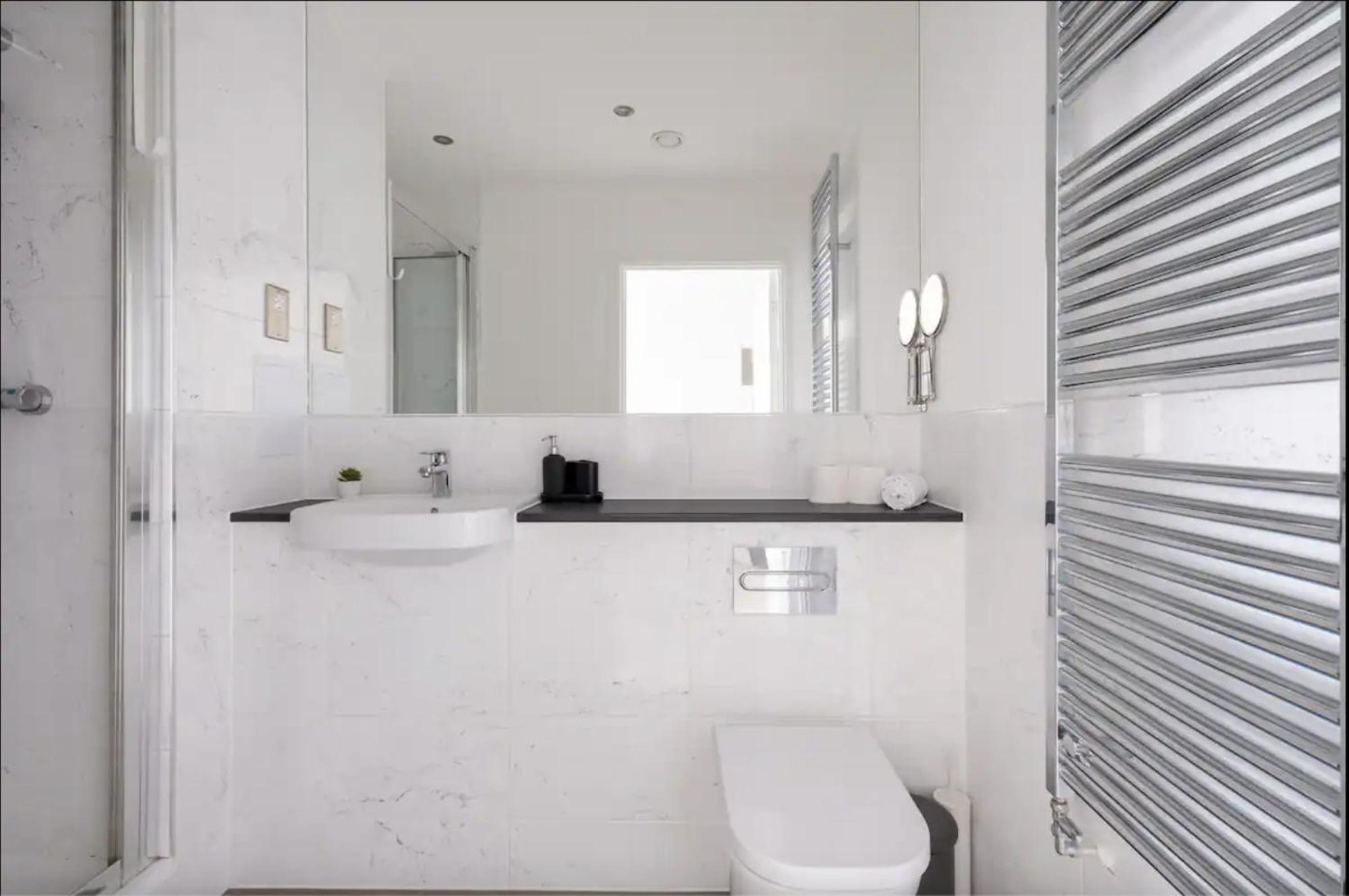 Scandi Style Flat In London With Private Terrace Exterior photo